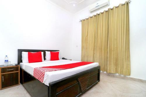 Oyo 27011 Hotel Canal View