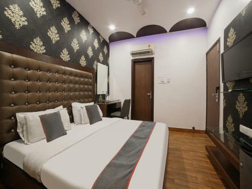 Oyo Townhouse 615 Hotel Pearl Inn