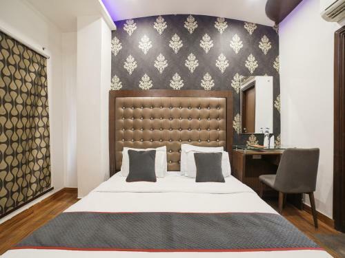 Oyo Townhouse 615 Hotel Pearl Inn