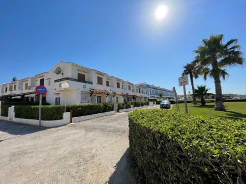Adosado En Playa Almadraba En Denia