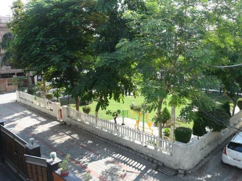 Bed & Breakfast Karta-purakh An Ayurvedic Stay