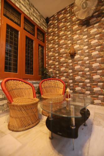 Bed & Breakfast Karta-purakh An Ayurvedic Stay