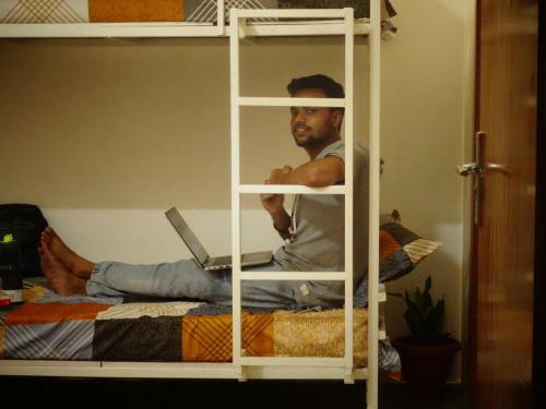 Yomad Hostel - Yoga & Travel