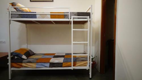 Yomad Hostel - Yoga & Travel
