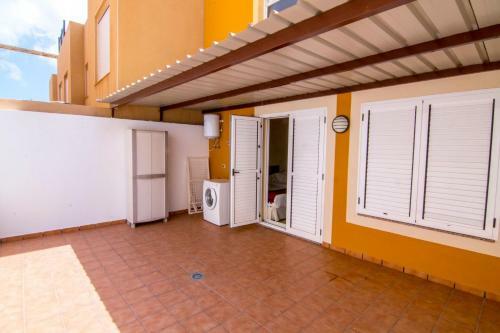 Airport Apartment - Yesenia