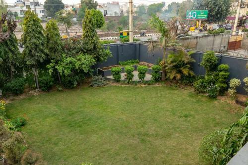 De Manora Homes Best Homestay Studio Apartments
