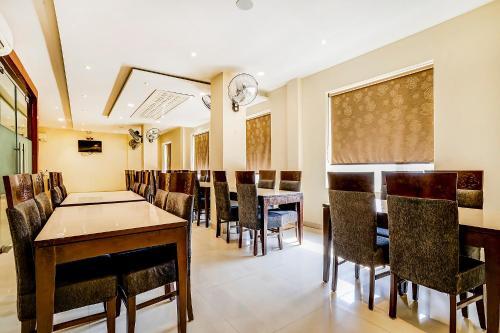 Fabhotel Prime Welcome Inn2