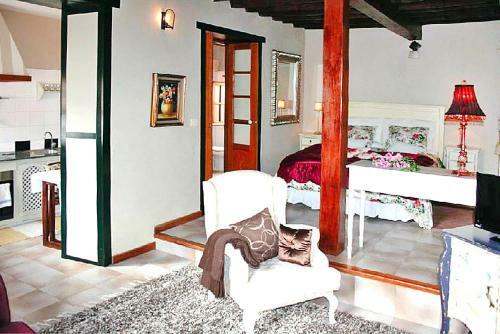 Holiday Homes Casas El Peral, El Paso