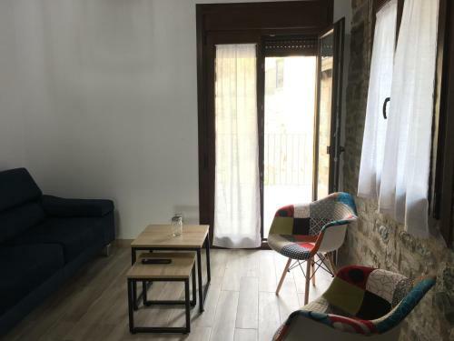 Apartamentos Bajo Pe�a