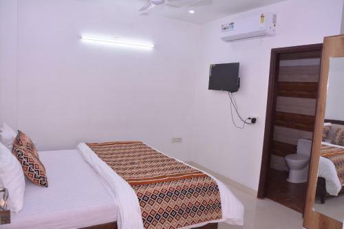 Bed & Breakfast Laser Tower Home Stay