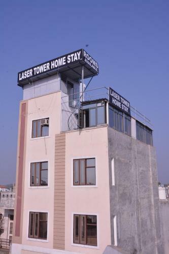Bed & Breakfast Laser Tower Home Stay