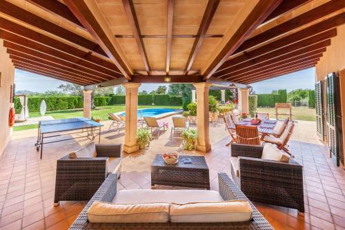 Owl Booking Villa Tia - Exclusive Holidays
