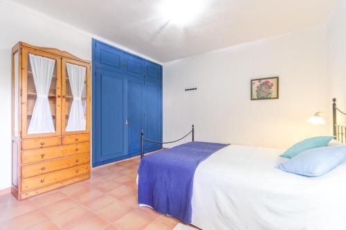 Villa With Pool Walking Distance To The Beach (malondra)