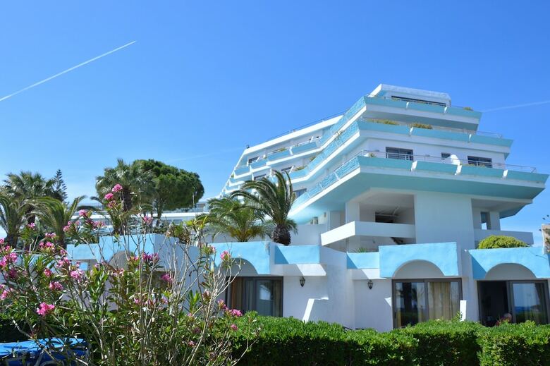 Hotel Blue Horizon