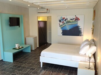 Aparthotel Irina Beach Hotel
