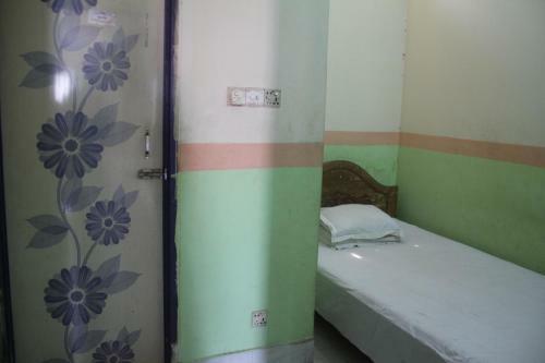 Hotel City Palace (abdullahpur)