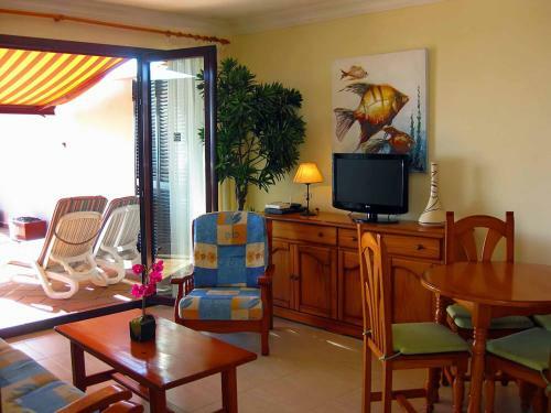 Apartamento Sota 3, Beach Front, Spectacular Ocean Views, Parking, Wifi