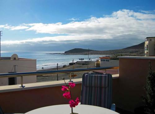 Apartamento Sota 3, Beach Front, Spectacular Ocean Views, Parking, Wifi