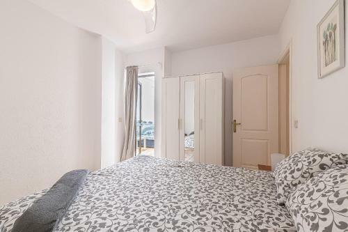 Apartamento M�dano. 2 Hab. 200 Meters Playa El Cabezo