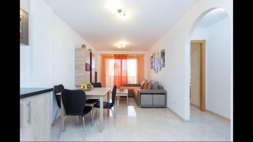 Apartamento La Perla D14- El M�dano, Tenerife