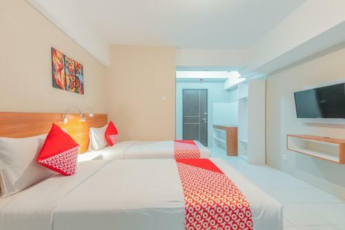 Hotel Vaccinated Staff - Oyo Flagship 750 Mont Blanc
