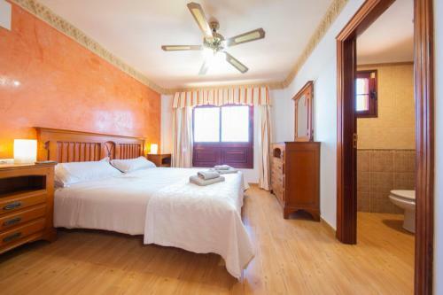 The Sunflower Villa - By Medano4you