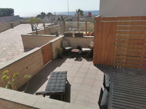 Fully Equipped Modern Apartment With A Garage
