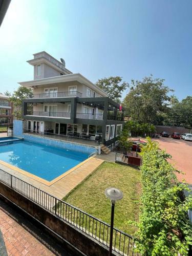 Apartamento Magnificent 2 Bhk Service Apts. With A Lovely Pool