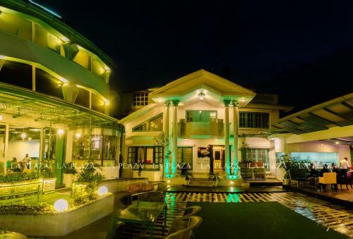 Hotel La Plaza