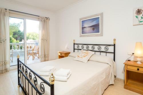 Villa Tamarells With Garden Next To Alcudia Beach