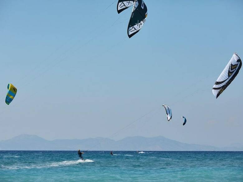 Alex Beach Hotel & Bungalows