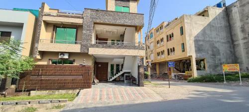 Hostal Vip Guset House With Free AC