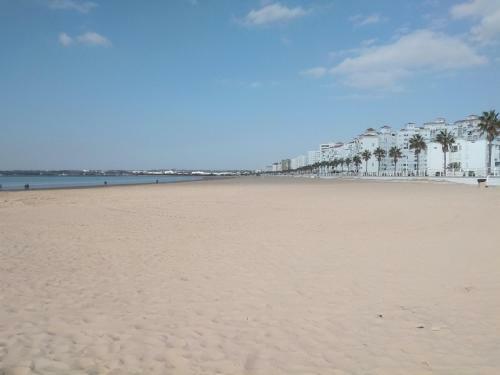 Apartamento Primera Linea de Playa En Valdelagrana