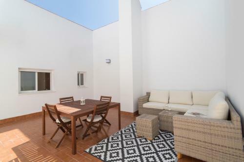 Gatu Apartamentos Casa Linares