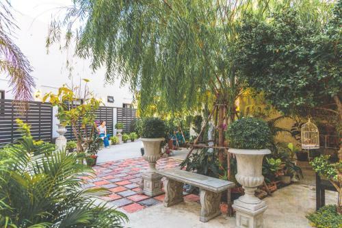 B.s Boutique Hotel