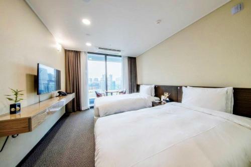 Riviera Incheon Airport Hotel