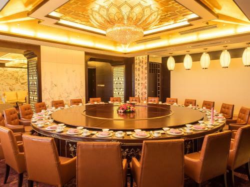 Don Chan Palace Hotel & Convention