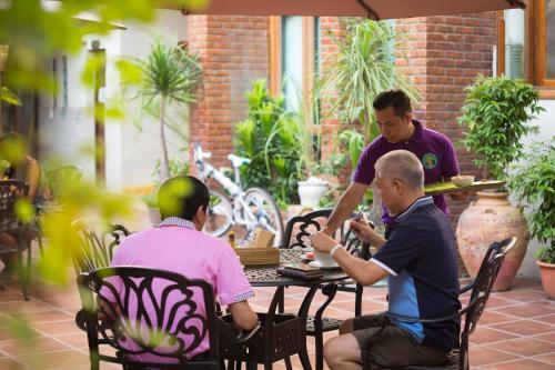 Mali Namphu Hotel