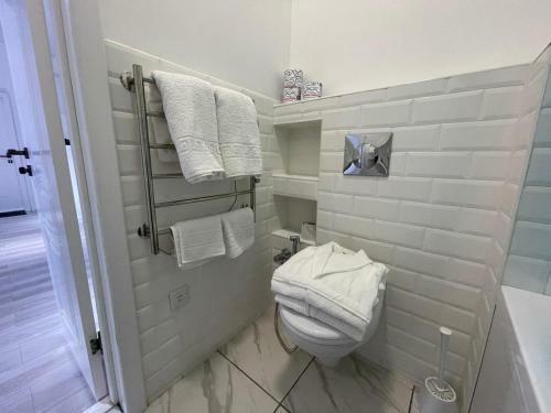 Seven City Apartments