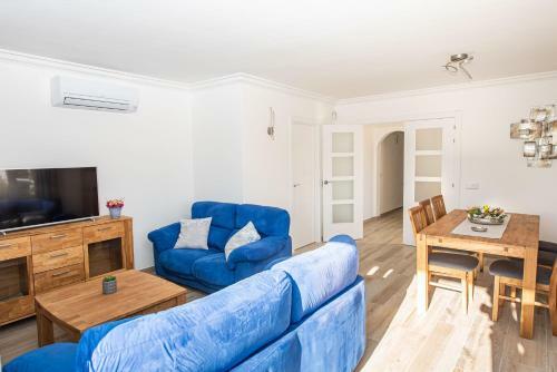 A Perfect Location Villa For Holidays With AC And Private Pool
