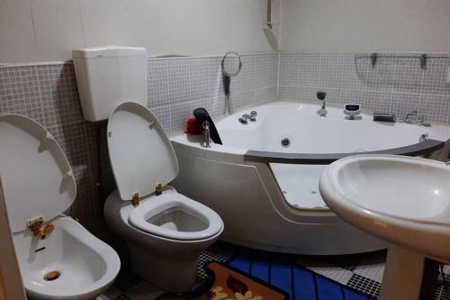 Apartamento Uzumzor House