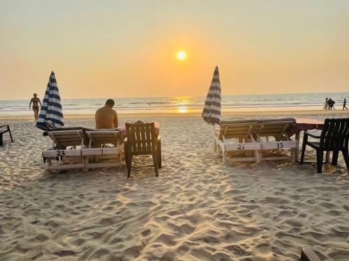 Hostal Samantha Inn Beach Resort