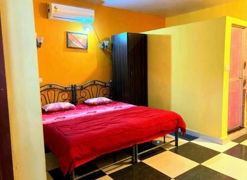 Hostal Samantha Inn Beach Resort