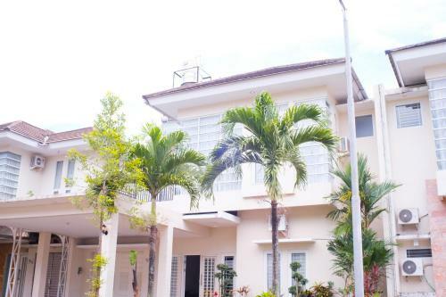 De Orange Guest House