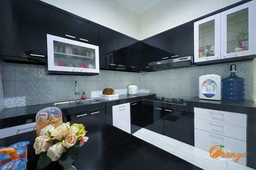 De Orange Guest House