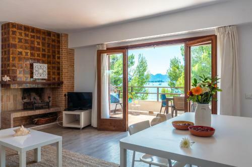Apartments Port De Pollen�a