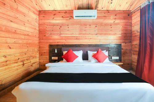 Hotel Bliss Water Resort