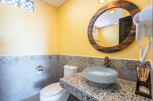 Hostal La Vista Villa - B? H? H?i An