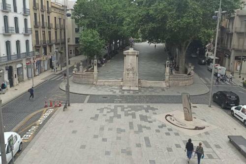 Apartamento Piso Con Vistas A La Rambla De Figueres
