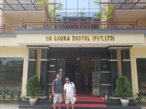 Albergue Om Gaura Hotel